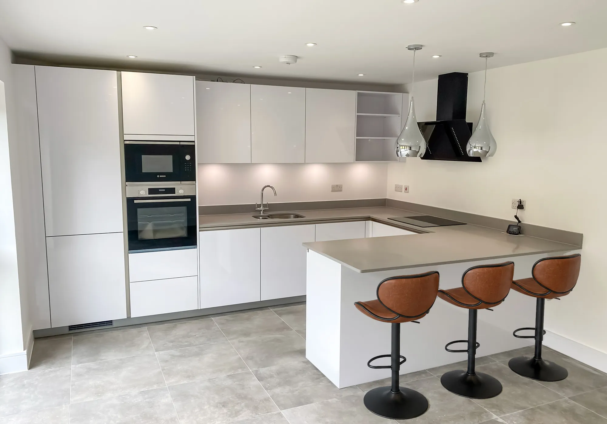 White Gloss | St Albans