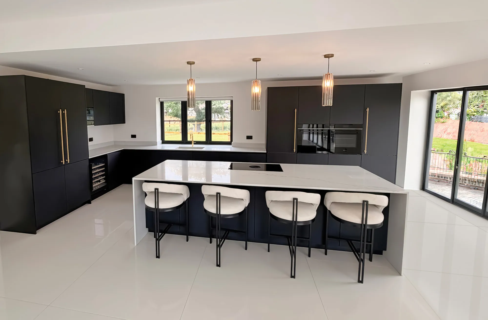 Bespoke Shaker kitchen in Hertford
